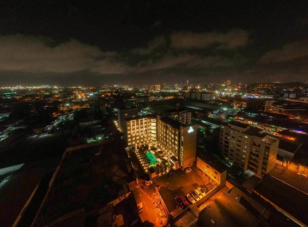 Byblos Hotel Abidjan Extérieur photo